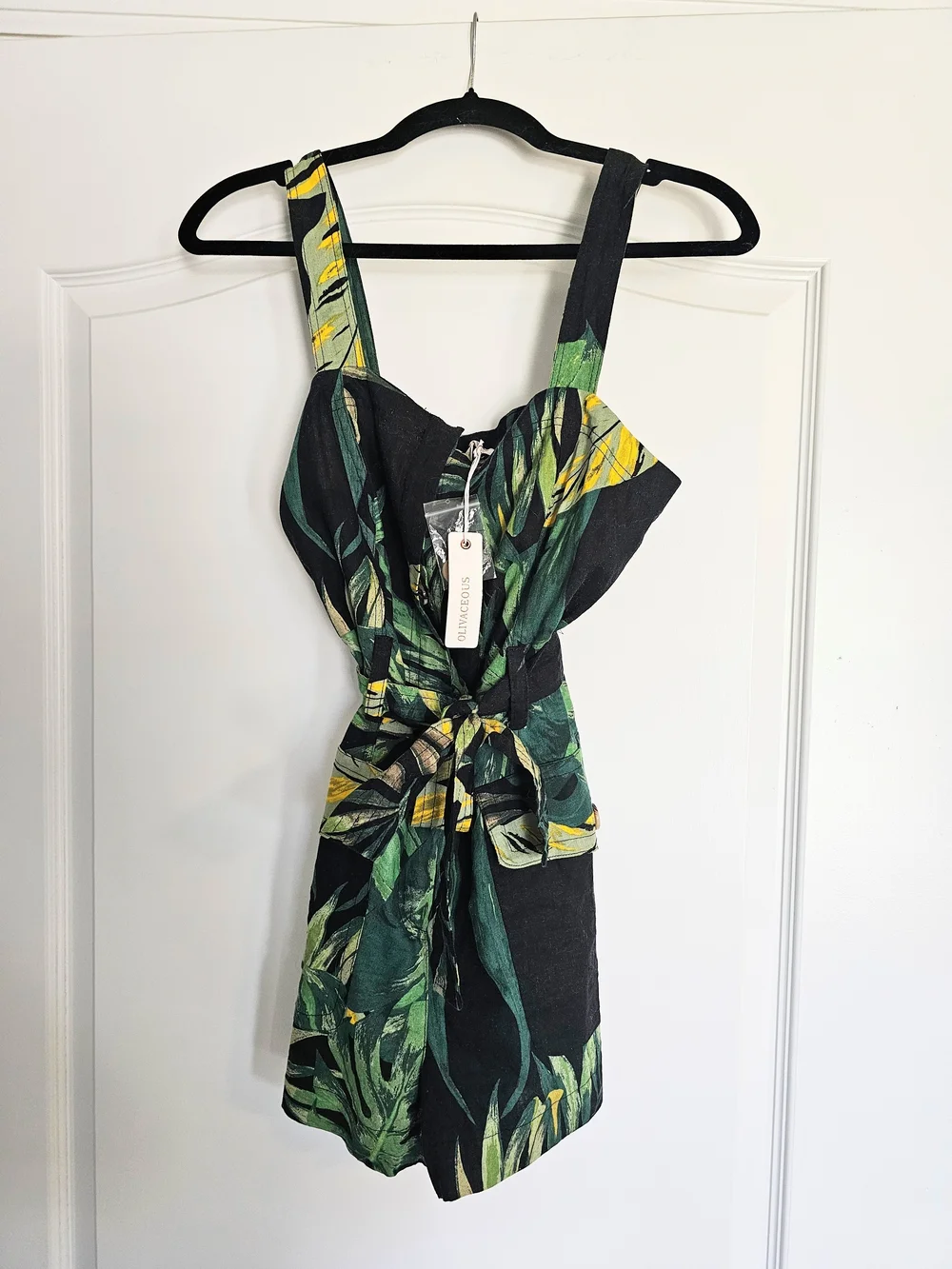 VICI Olivaceous Costa Tropical Print Romper NWT Small Black Green Leaf Print - Picture 2 of 9